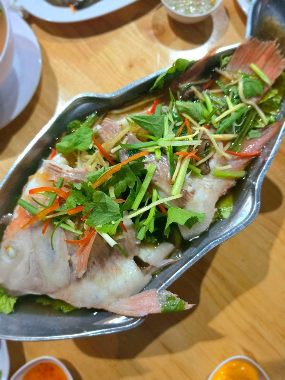หิวเมื่อไหร่ก็แวะมาได้ครับ SUN บ่อตกกุ้ง นครนายกอาหารอร่อย 😋