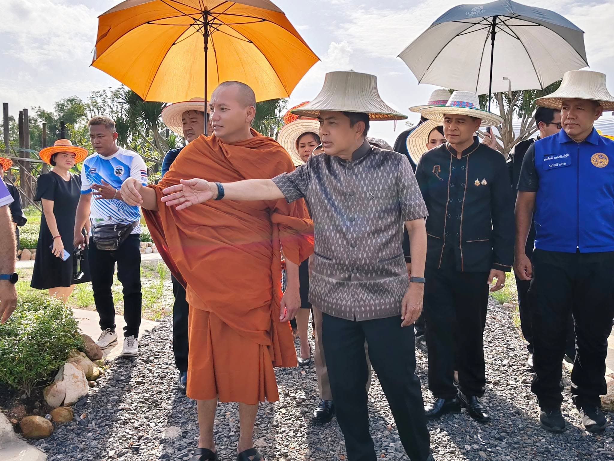 โชว์ศูนย์เรียนรู้พฤกษานาคาพืชผักสวนครัวช่วยชาวบ้าน