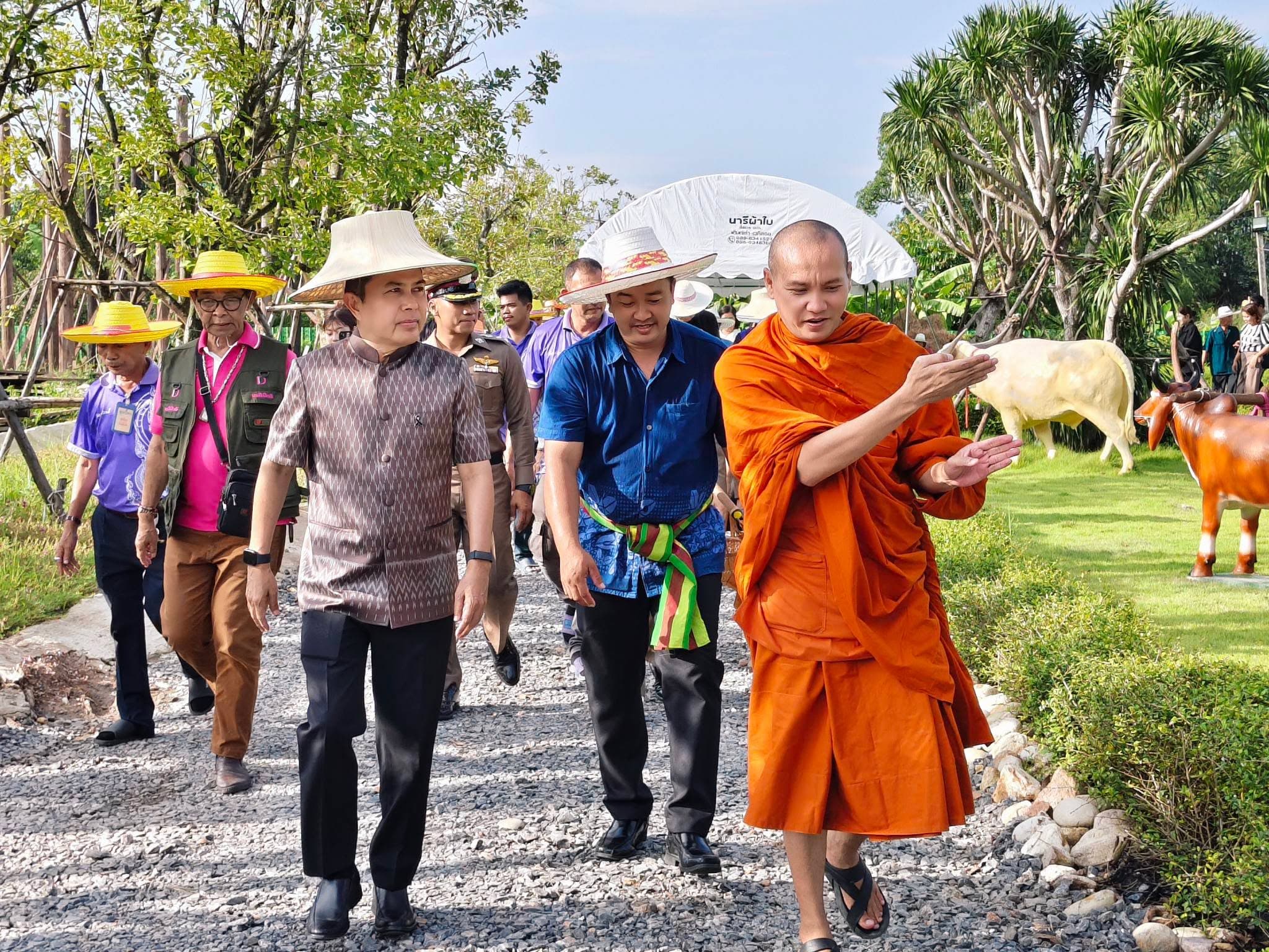 โชว์ศูนย์เรียนรู้พฤกษานาคาพืชผักสวนครัวช่วยชาวบ้าน