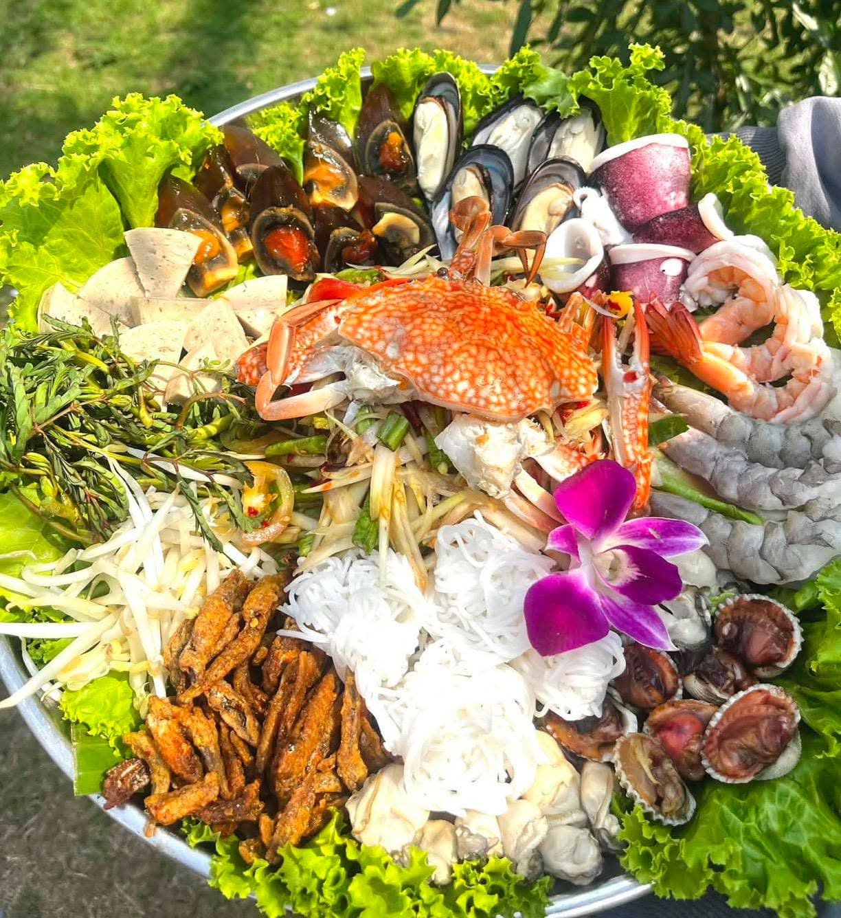 ร้าน ยกเล กะเพราปู ร้านอาหารเจ้าอร่อย ใกล้เคียงโรงเรียนเตรียมทหาร