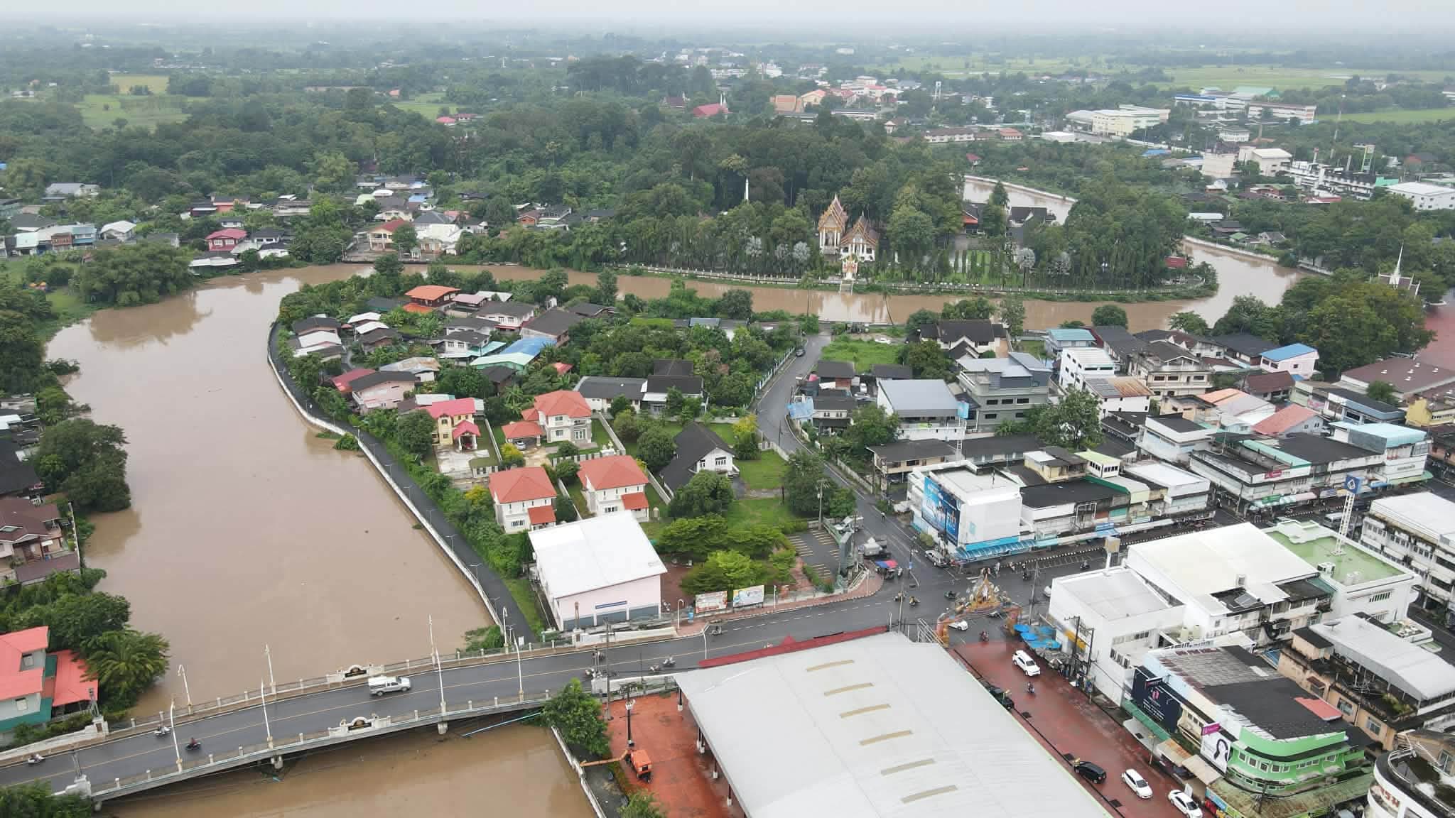 ภาพมุมสูง ระดับน้ำเช้านี้ ตัวเมืองนครนายก