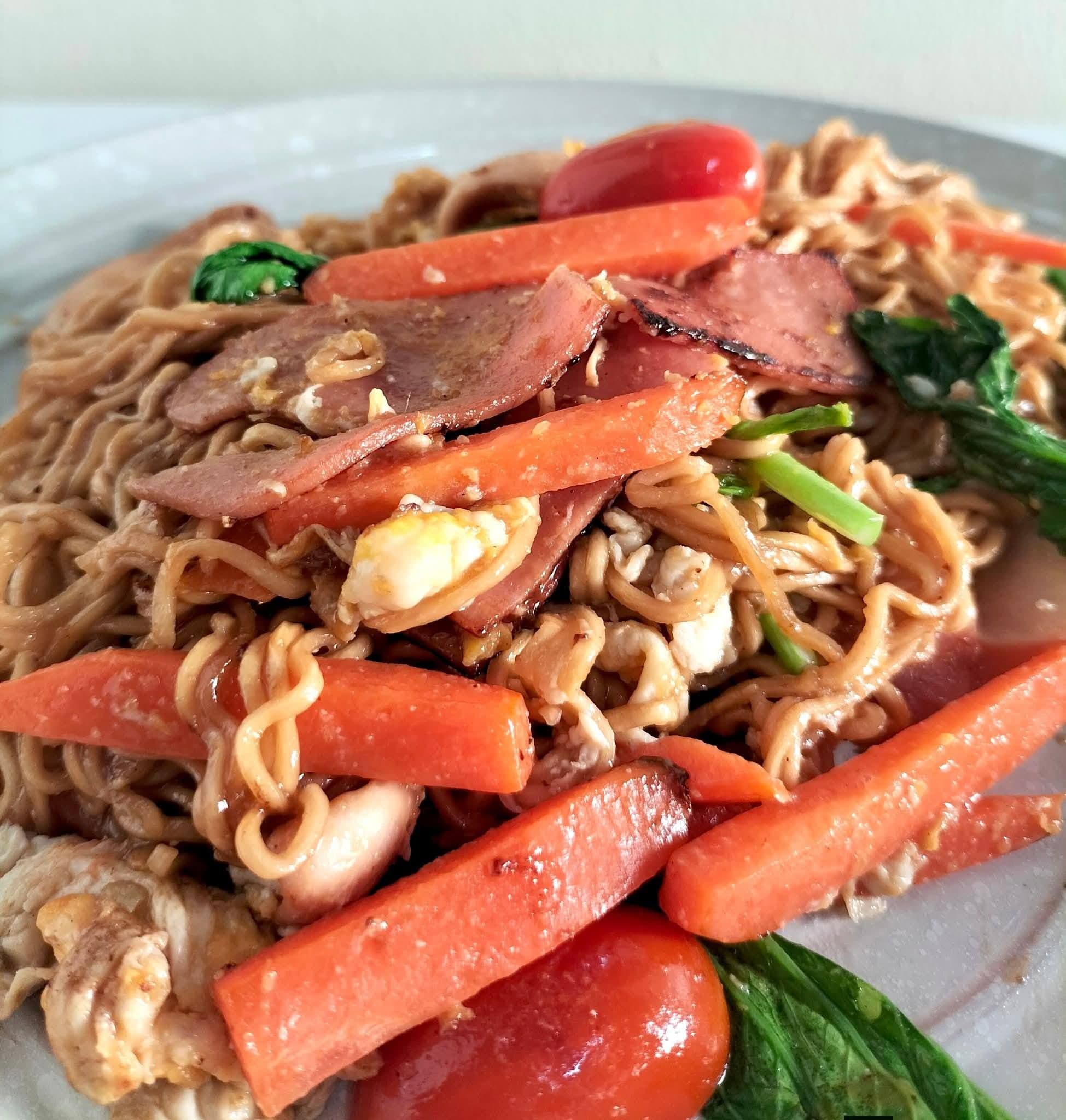 ร้านนี้ต้องไปลอง❗ก๋วยเตี๋ยวต้มยำสูตรเฉพาะทางร้าน ร้าน Bubble Bee Cafe
