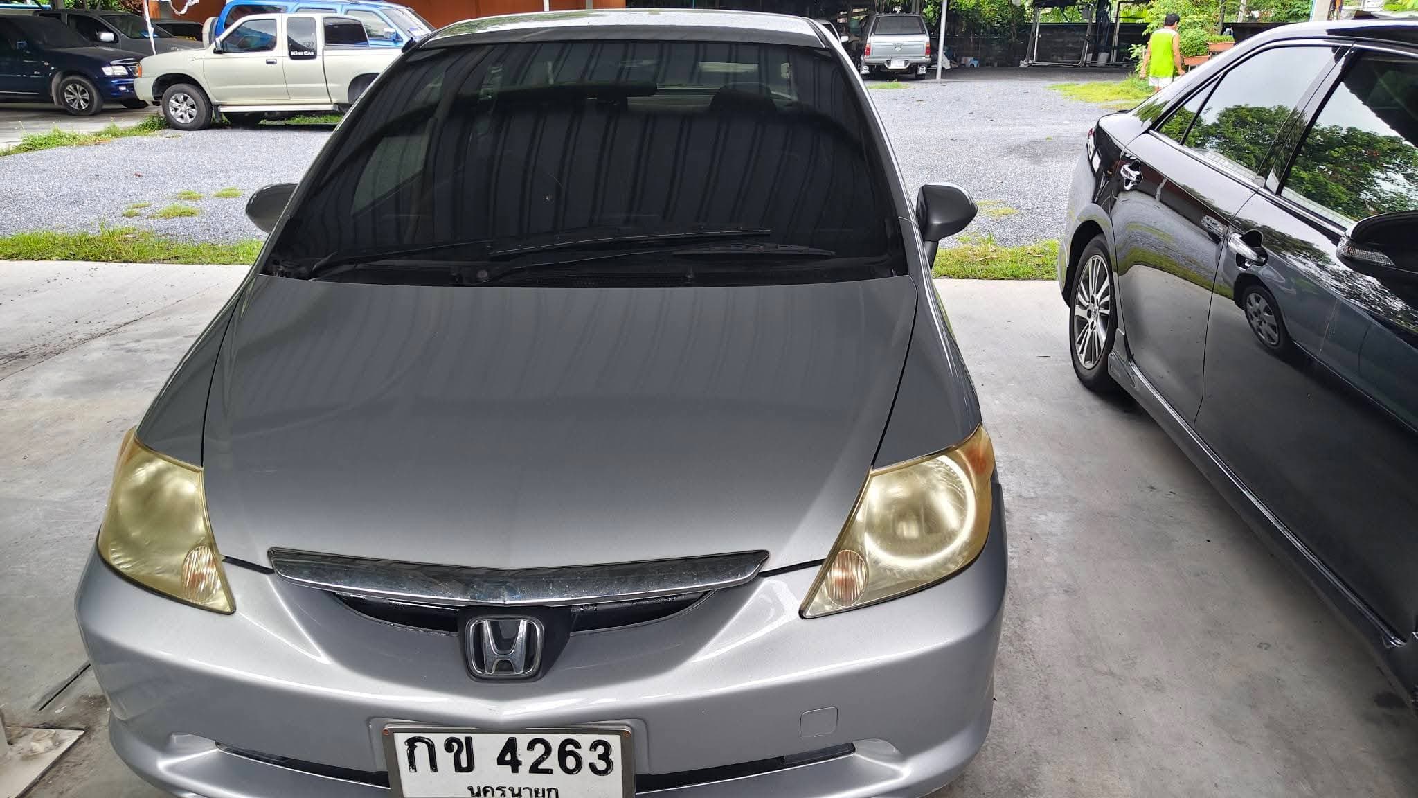 ขาย Honda City ปี 03 เกียร์ธรรมดา เครื่องดี แอร์เย็นฉ่ำ รดอยู่นครนายก