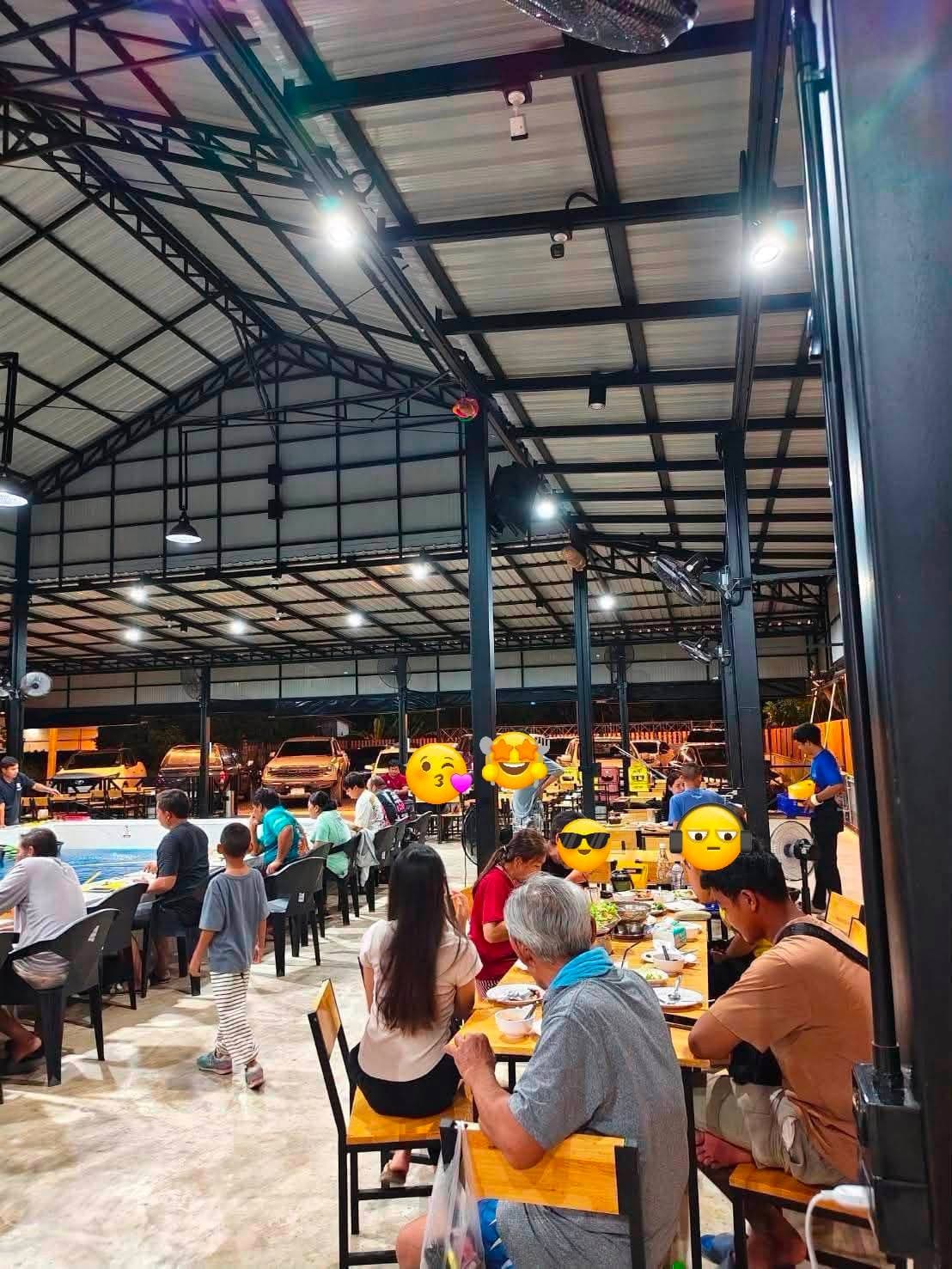 วันเสาร์ไม่มีเหงา 🥳 ร้าน SUN บ่อตกกุ้ง นครนายก 🦐