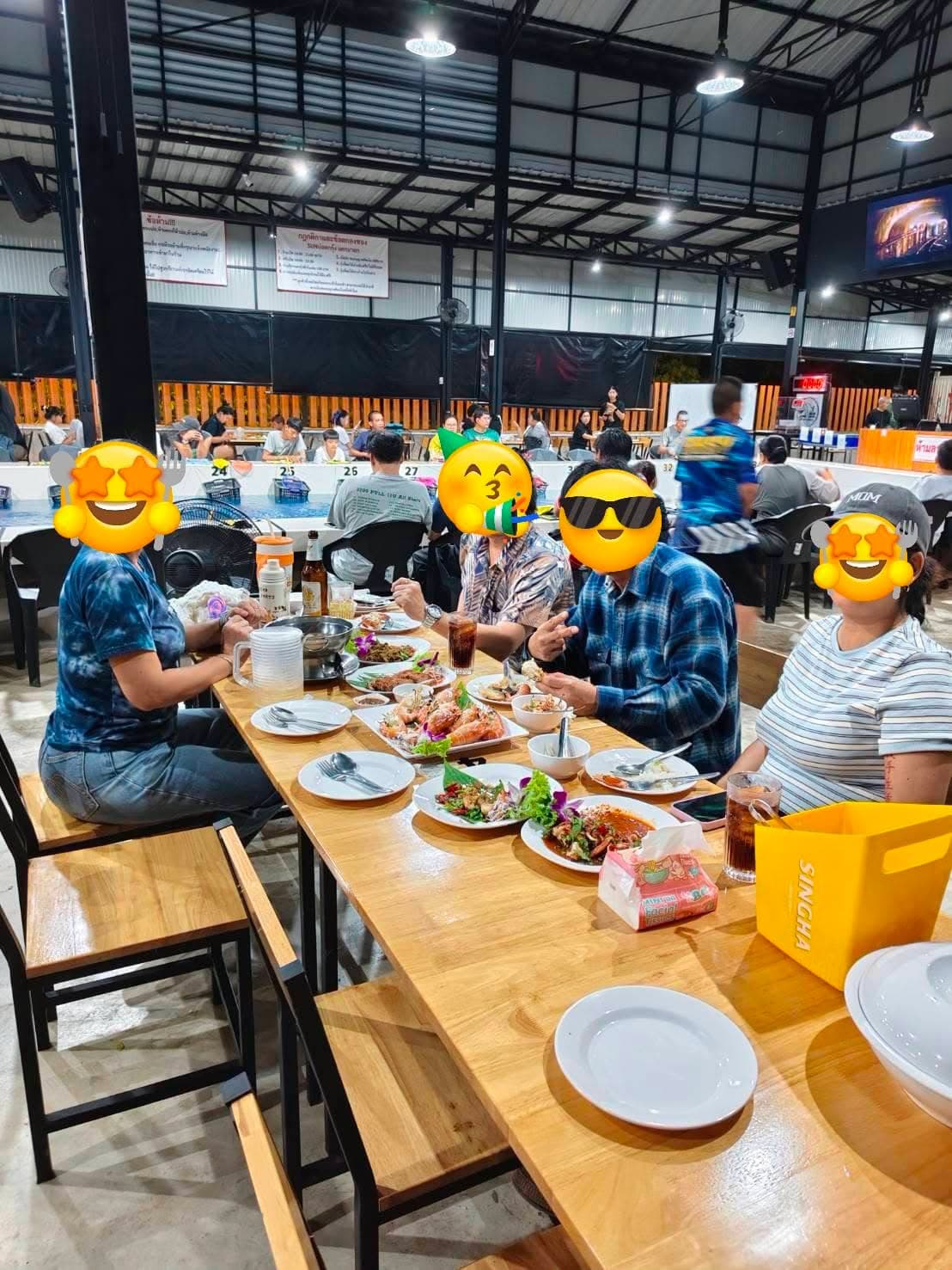 วันเสาร์ไม่มีเหงา 🥳 ร้าน SUN บ่อตกกุ้ง นครนายก 🦐