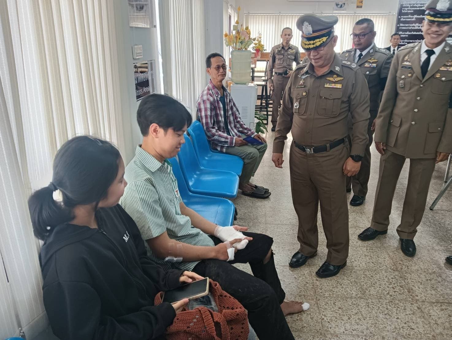 ผู้บังคับการตำรวจภูธรจังหวัดนครนายก ลงพื้นที่ สภ.บ้านนา