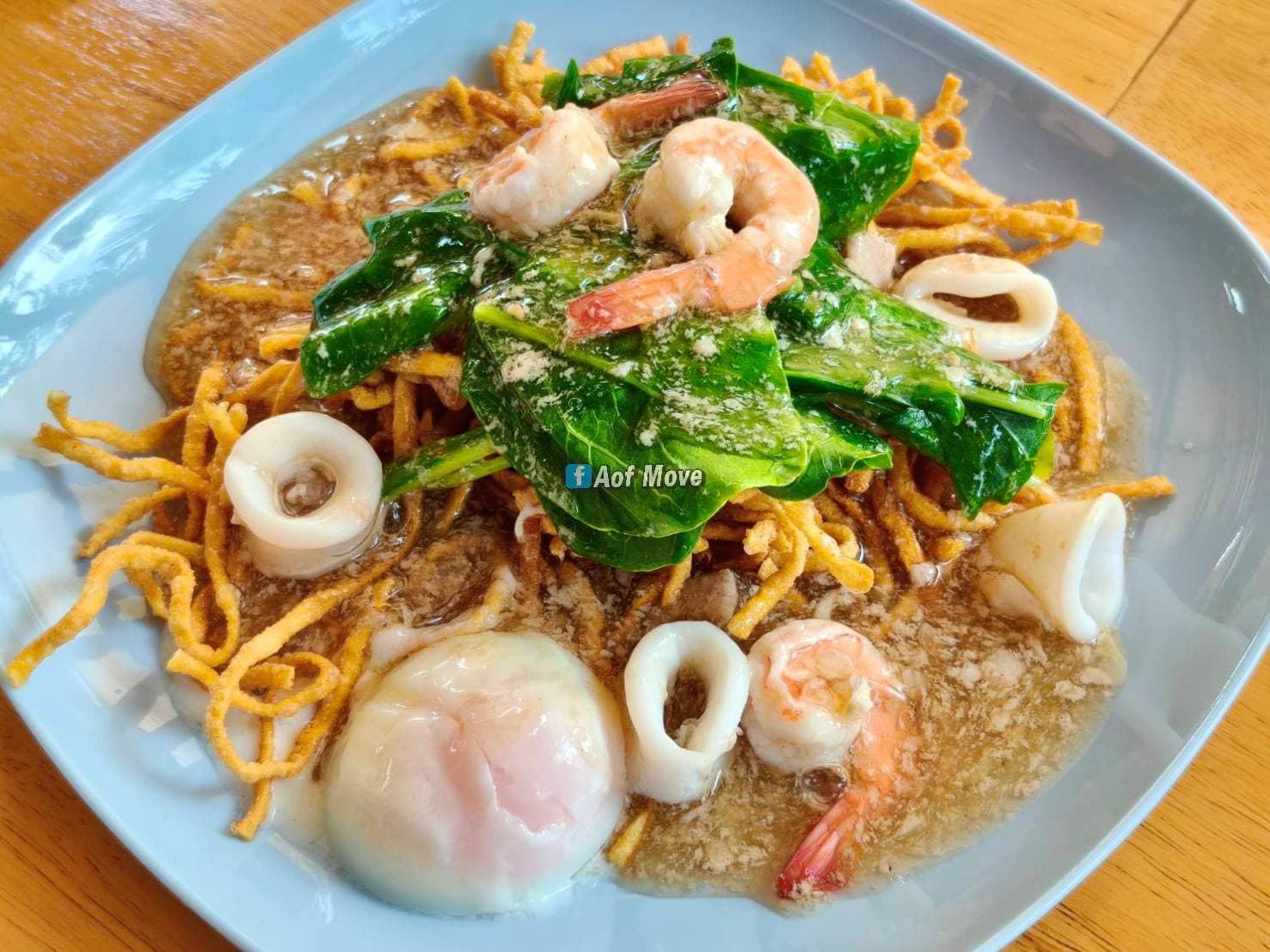 เสาร์-อาทิตย์ ครัวบ้านตริณณ์ นอกจากราดหน้าที่ว่าเด็ด ยังมีเมนู #มัทฉะ
