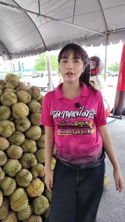 สด..มาดูทุเรียน 19 บาท เจ๊ดา อยุธยา กัน